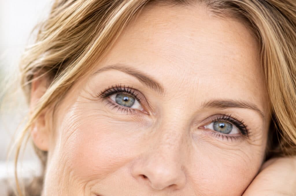 Regard et paupières, blépharoplastie à Annecy